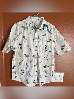 jcpenney White Short-Sleeve Button-Down Shirt with Black Music & Racing Print